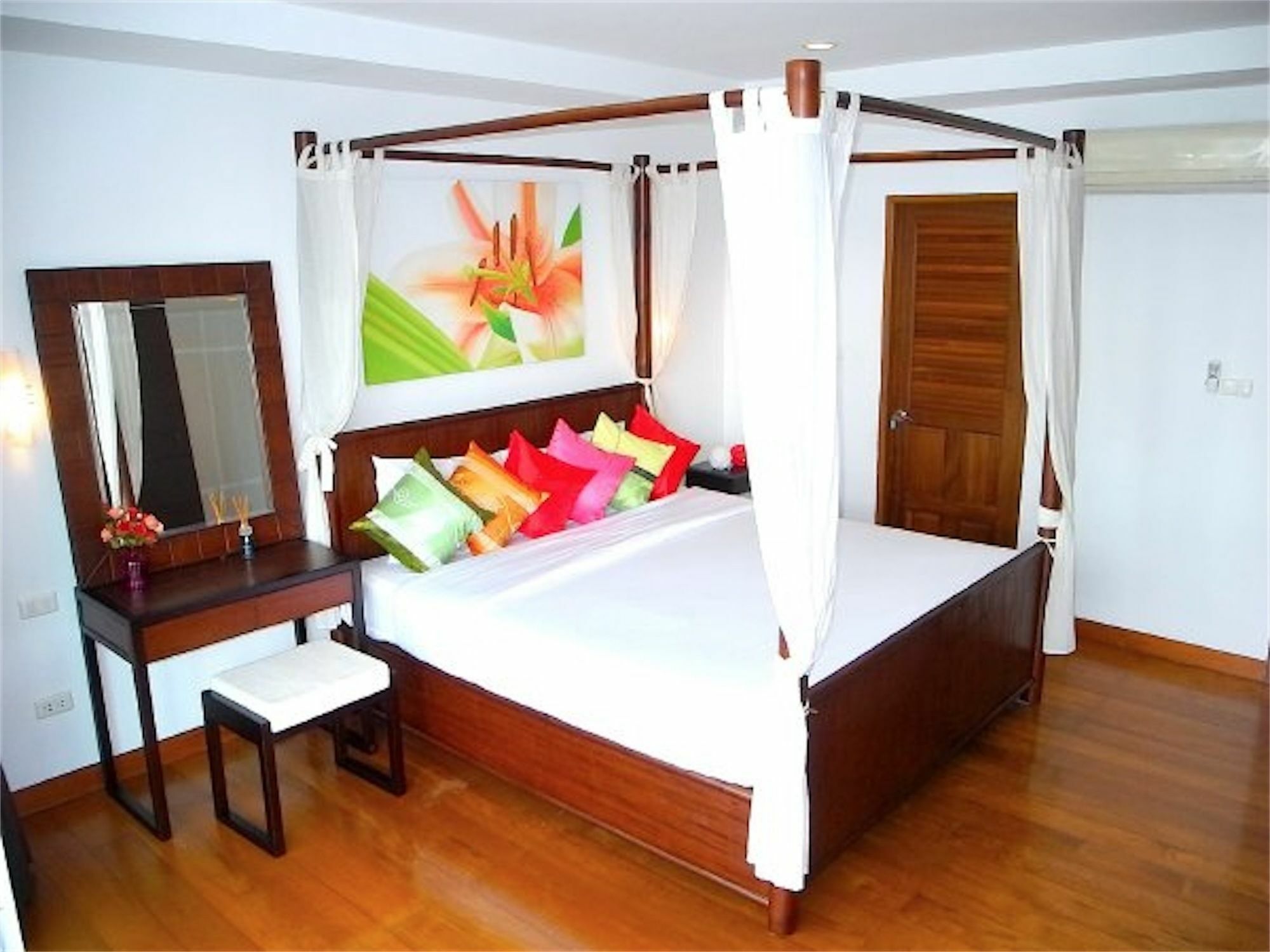 Sunrise 3 Bedrooms Modern Apartment In Nai Harn Rawai Bagian luar foto