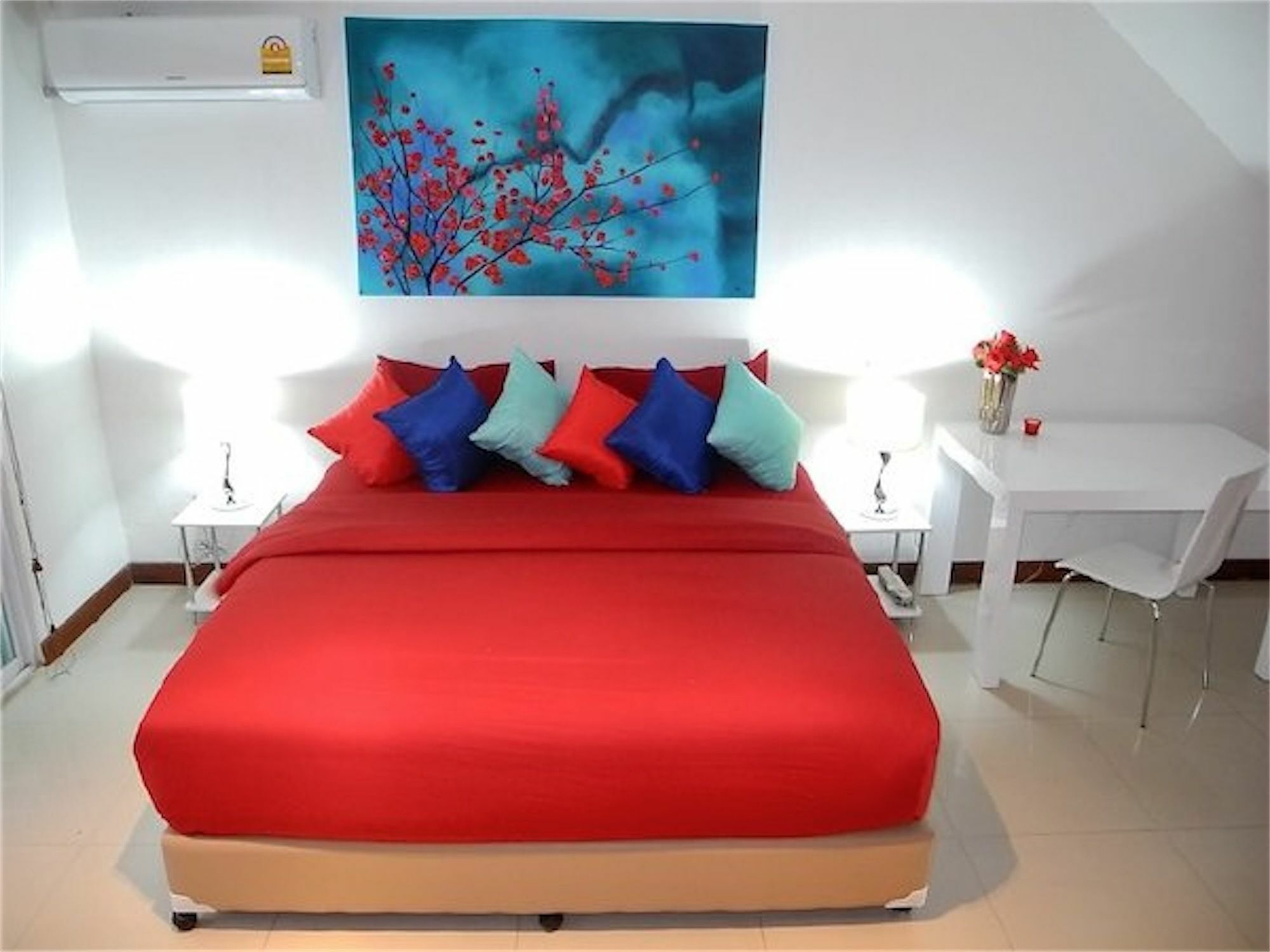 Sunrise 3 Bedrooms Modern Apartment In Nai Harn Rawai Bagian luar foto